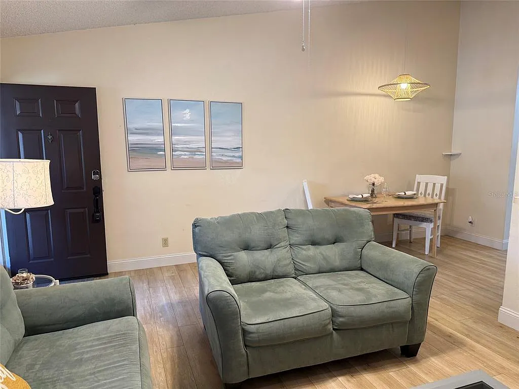 1 bed, 1.0 bath, 667 sqft, $1,600 — Photo 4