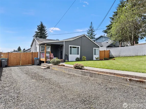 4121 W G Street, Bremerton, WA 98312