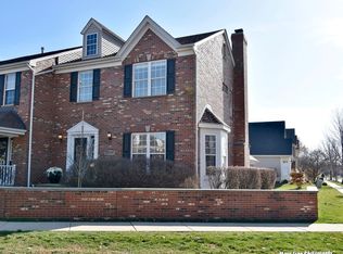 39W441 Herrington Blvd, Geneva, IL 60134