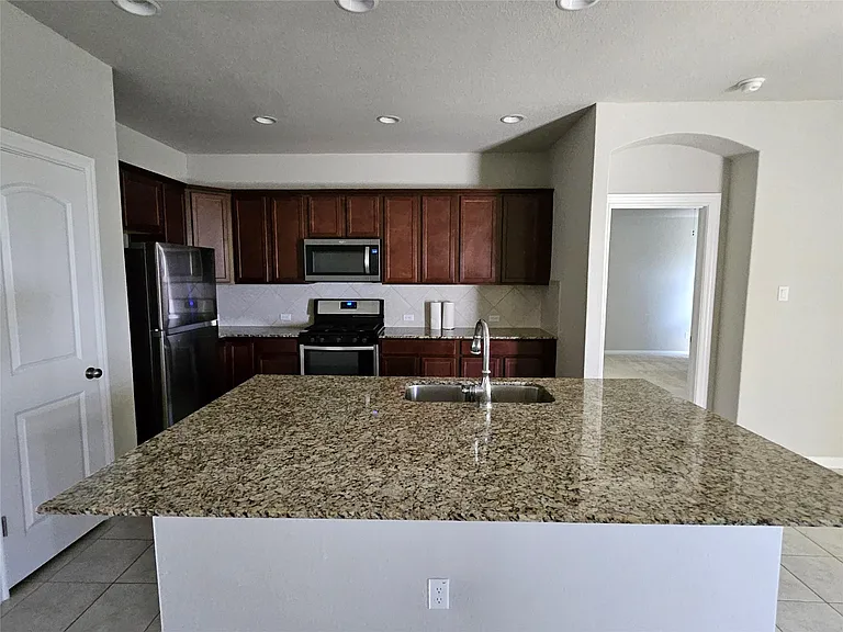 3609 Texel Ln — Photo 15