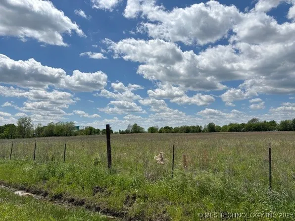 S 431st, Chouteau, OK 74337