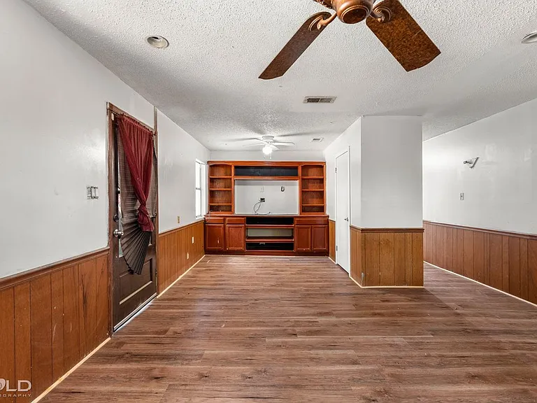 4314 Kristin Dr — Photo 7