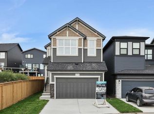 173 E Edith Pl NW, Calgary, AB T3R2E2