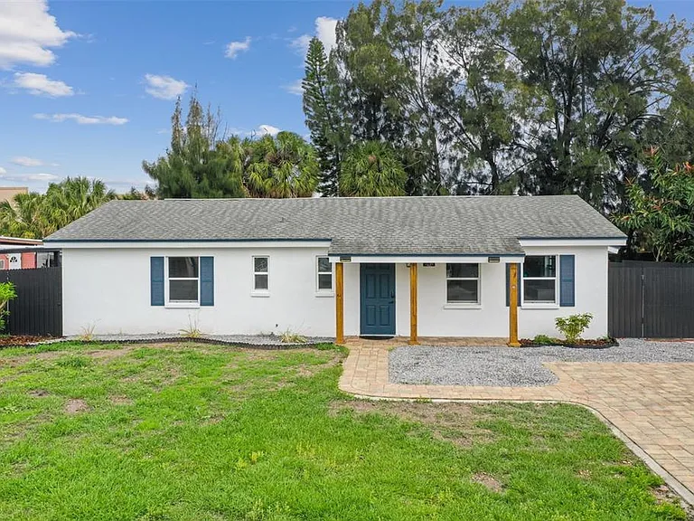 3905 W Paxton Ave — Photo 1