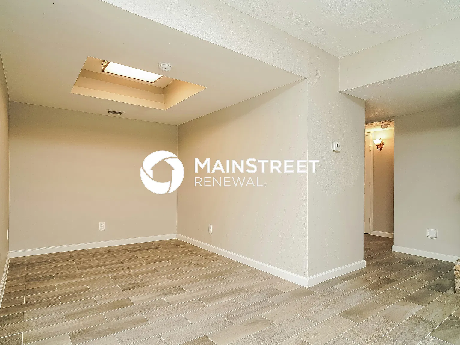 8913 Vernon Dr — Photo 4