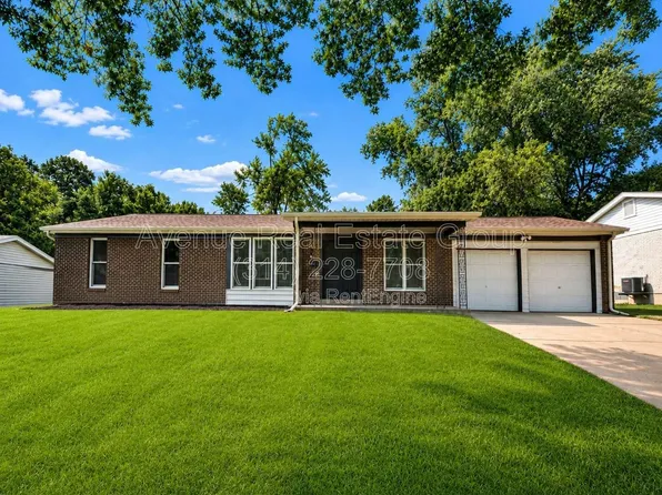 13241 Delft Dr, Saint Louis, MO 63146