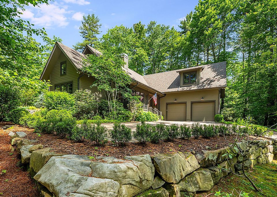 1st image of 39 Woodcrest Way