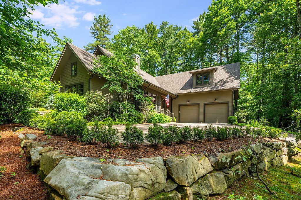 39 Woodcrest Way - Property Image