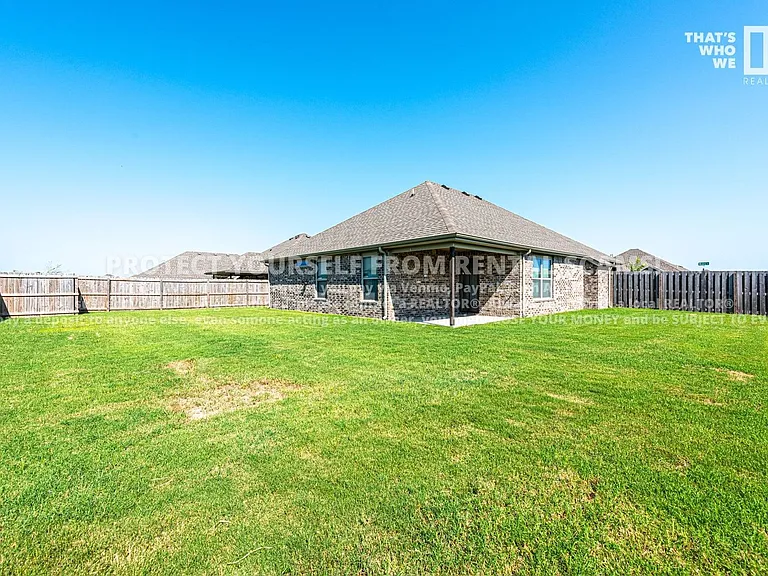 4407 W Wales Dr — Photo 14
