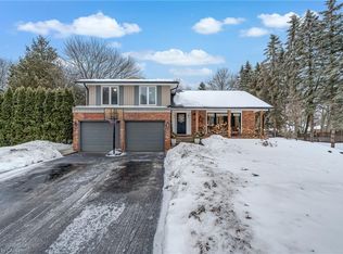 16 Bannisdale Way, Hamilton, ON L0R 1H2