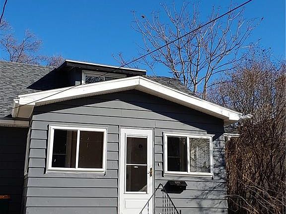 2nd image of 240 Osborne St