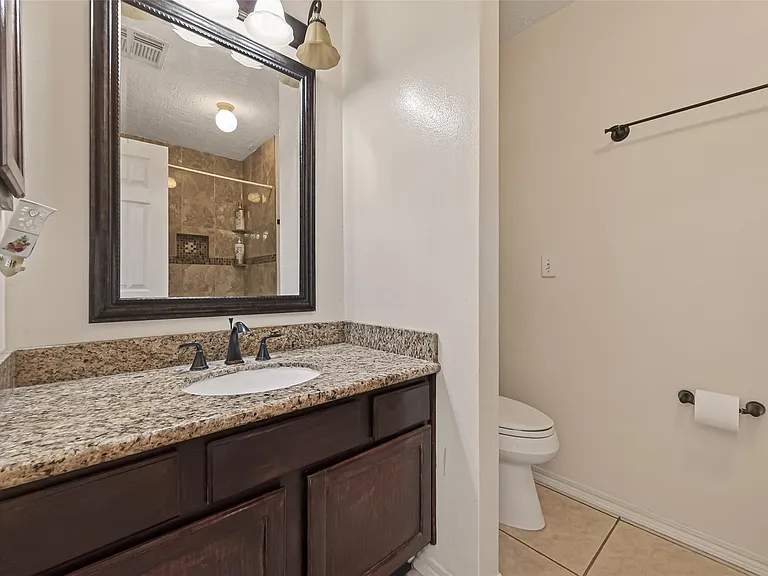8203 Paddington Place Dr — Photo 14