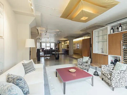 Sold by Sotheby's International Realty | media 38