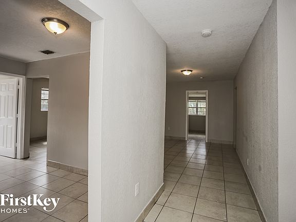 3rd image of 771 NW 183rd Dr