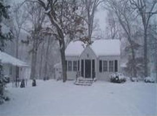 11 Deerpath Rd, Merrillville, IN 46410