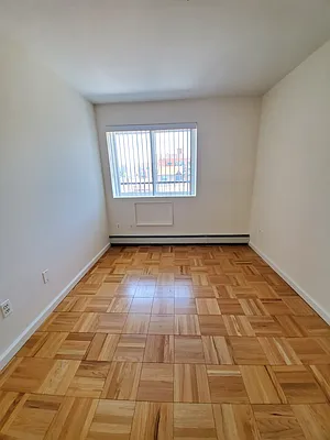 Rented by Avanguard Realty Corp | media 20