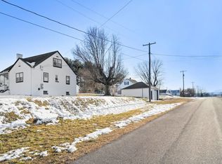 701 S 2nd St, Shenandoah, VA 22849
