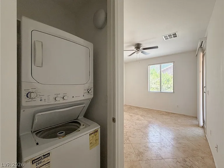 7296 Spring Flower Ave #B — Photo 4