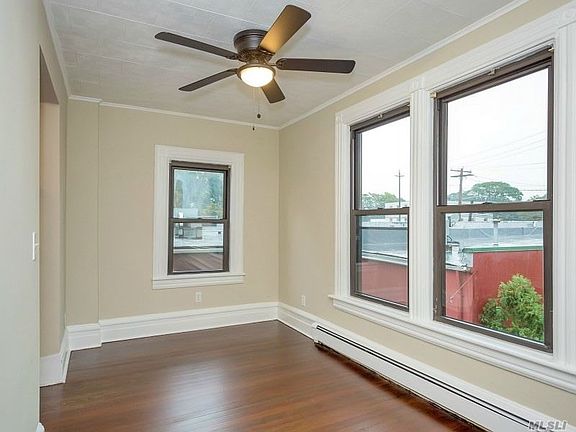 5th image of 203 Glen Cove Ave