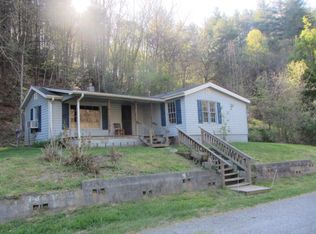 441 Caseys Branch Rd, Purlear, NC 28665