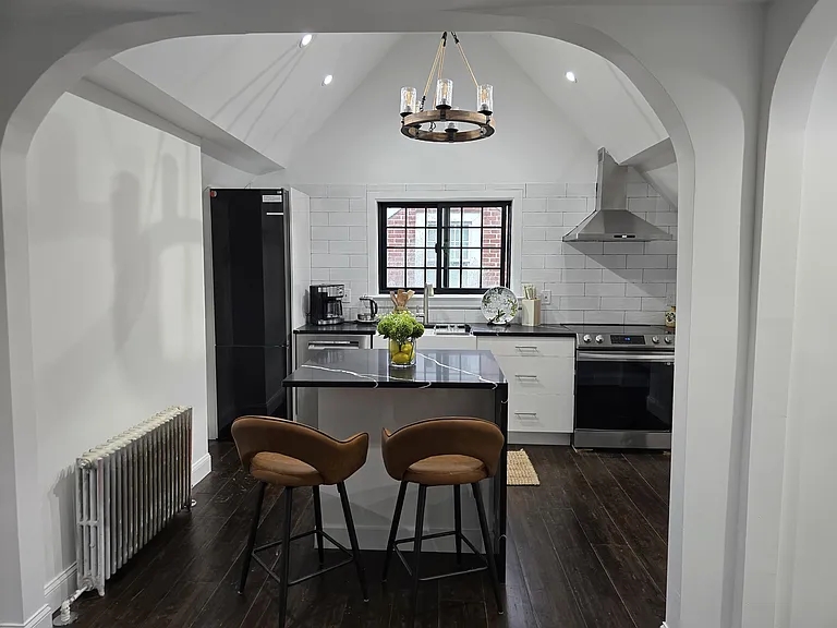 83 Rollins Ave #2 — Photo 11