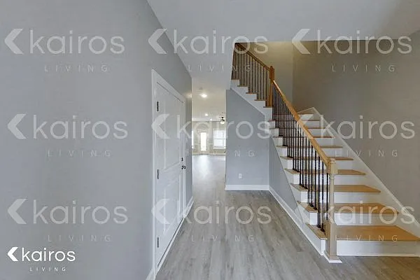 3 bed, 2.5 bath, 1863 sqft, $1,925 — Photo 2