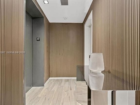 5th image of 801 S Miami Ave #4708