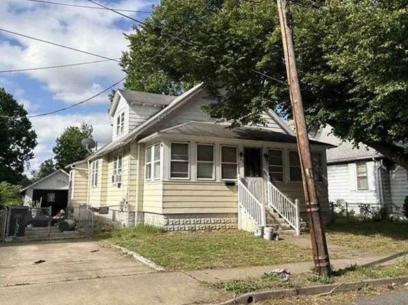 119 Penn St, Woodbury, NJ 08096