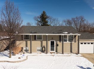 9345 Forrest Dr, Highland, IN 46322