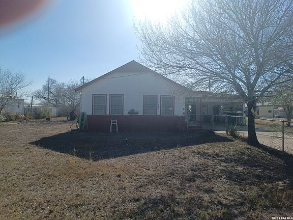 2nd image of 2204 Zanderson
