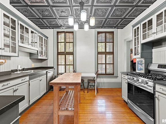 5th image of 848 20th St