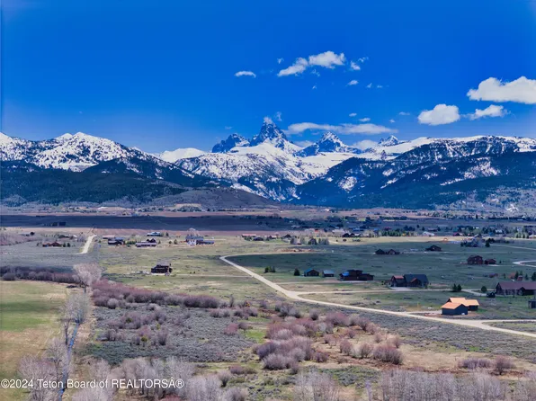399 Wild Cat Canyon Loop, Driggs, ID 83422