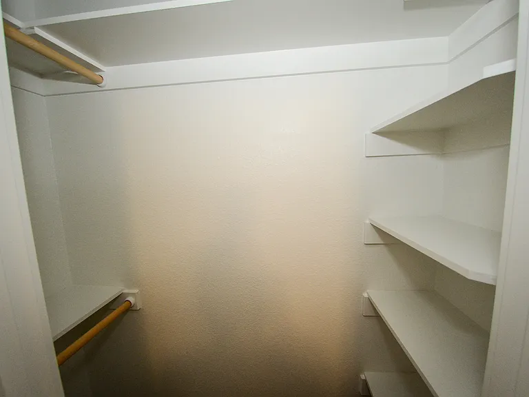 612 E Shepherd St — Photo 12