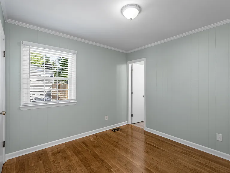 522 S 22nd Ave — Photo 33
