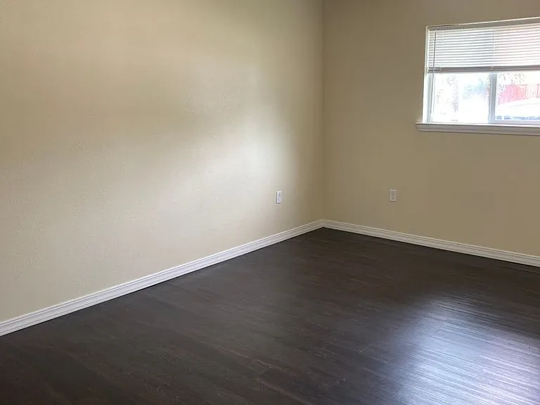 1336 Jade Ave — Photo 12