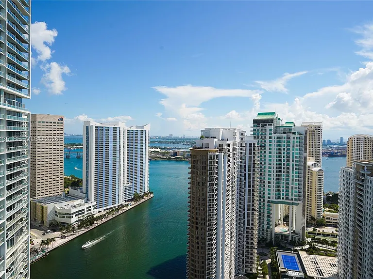 495 Brickell Ave #3904 — Photo 22