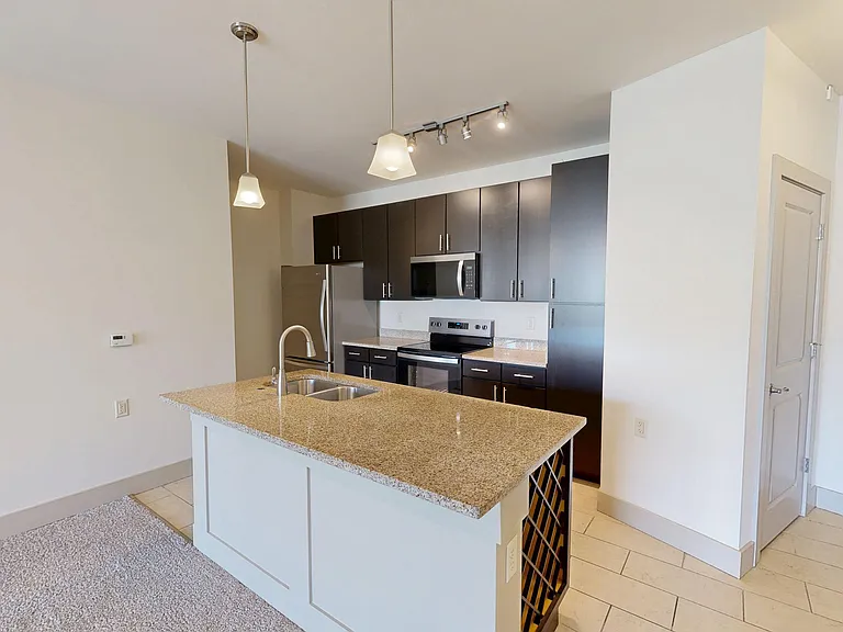 Latitude at Deerfield Crossing — Photo 10