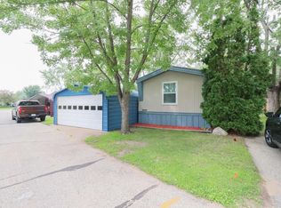 203 Edwards Dr, Onalaska, WI 54650
