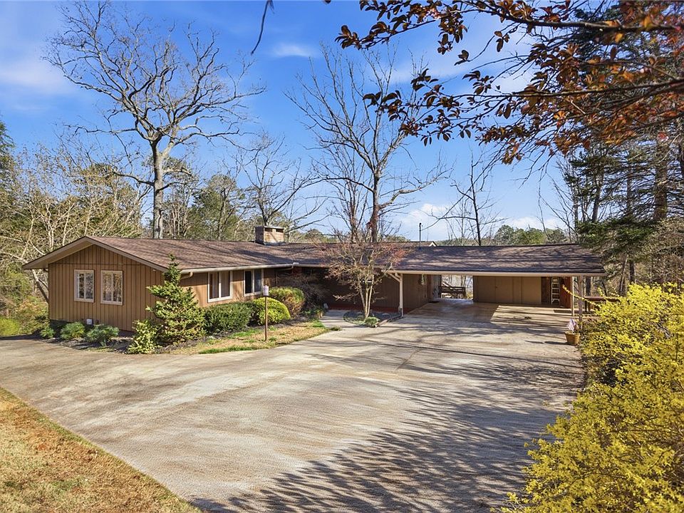 1st image of 231 Lakeside Dr