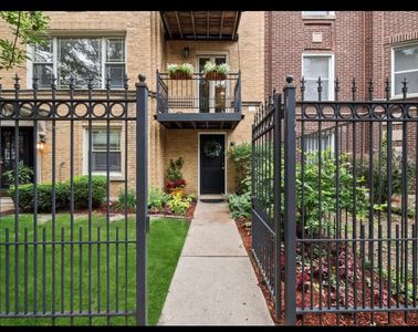 1210 W Roscoe St APT G, Chicago, IL, 60657