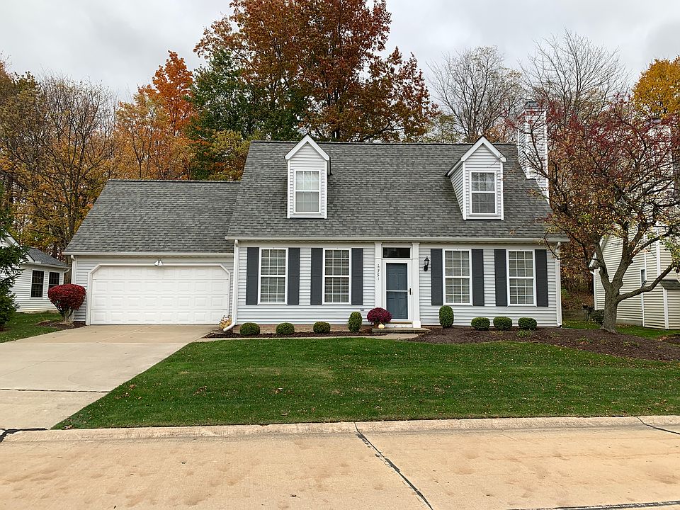 1st image of 751 Pebblebrook Dr #14