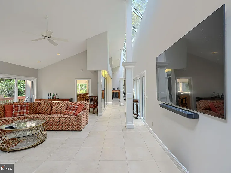2101 Tufton Ave — Photo 11