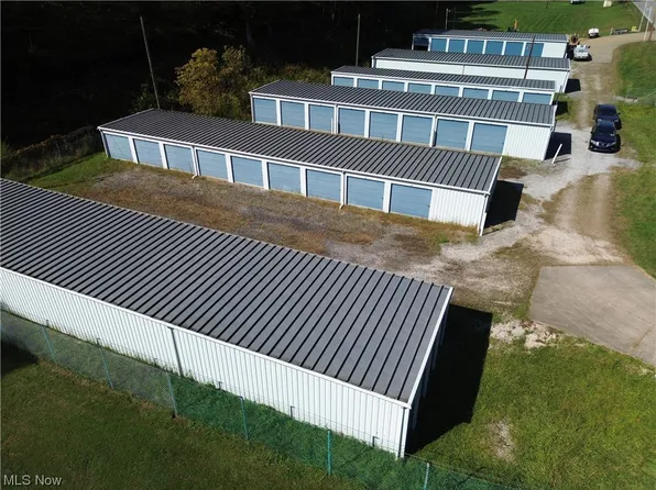 11334 Clay Rd, Newton, WV 25266