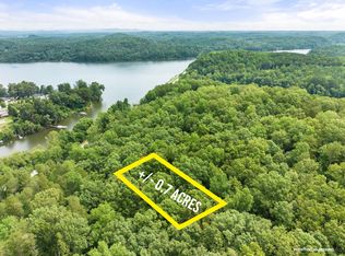 76 Cherokee Rd, Toccoa, GA 30577