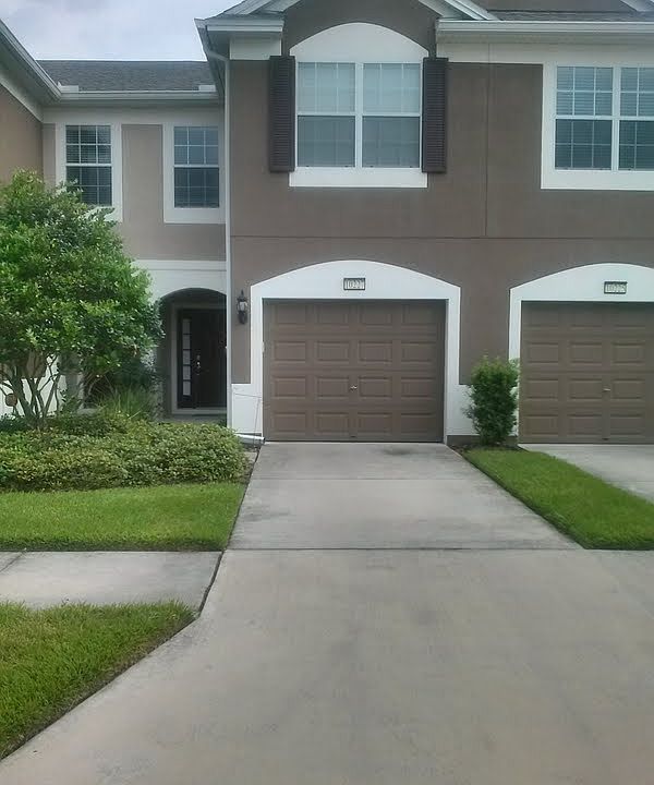 Front of 10227 Red Currant C