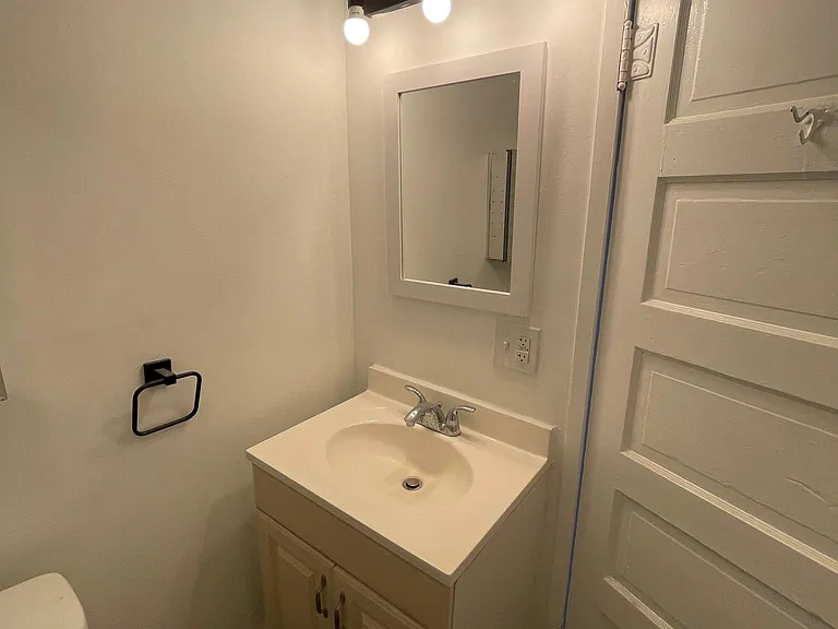 1108 Twaddell Dr — Photo 12