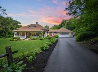 67 Hartness Rd, Sutton, MA 01590