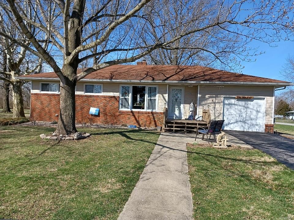 503 S Main St, New Douglas, IL 62074 | Zillow