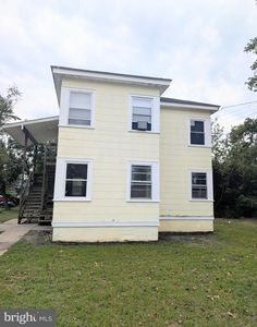 215 Fulton St, Millville, NJ, 08332