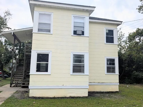 215 Fulton St, Millville, NJ 08332